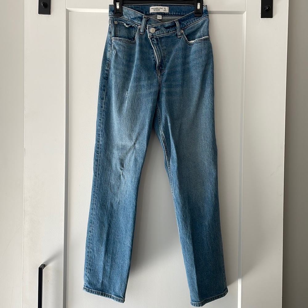 Abercrombie 90s Straight Jean